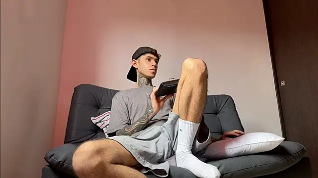 Saturno v online show from March 14, 8:10 am