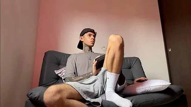 Saturno v online show from March 15, 2:12 pm