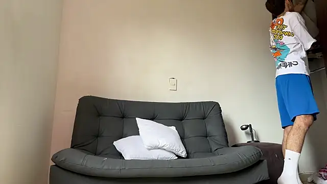 Saturno v online show from March 20, 5:15 pm