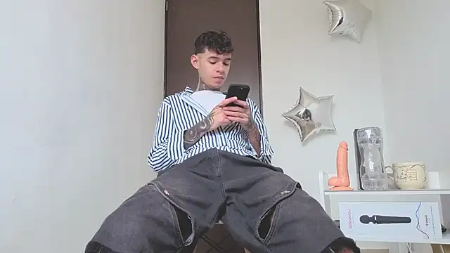 Saturno v online show from September 10, 11:10 am