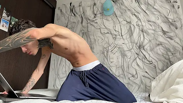 Saturno v online show from March 27, 10:20 pm