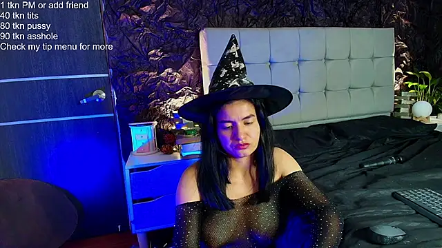 ChloeSanchezx online show from October 31, 1:06 am