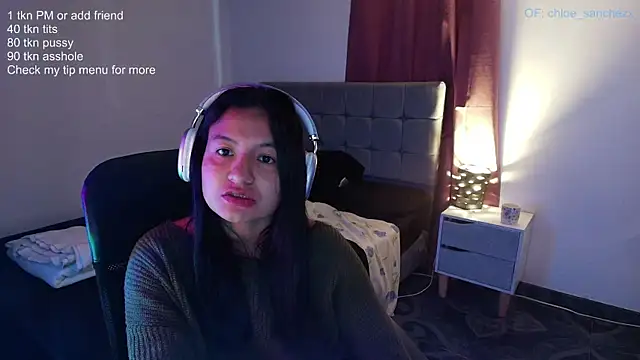 Snapshot of ChloeSanchezx chatting on July 7, 3:31 am ChloeSanchezx online show from July 7, 3:31 am