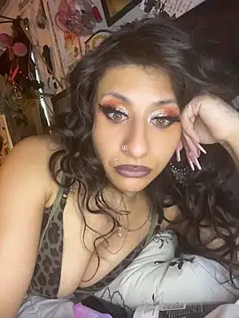 naughtyhottie66 online show from June 4, 3:18 pm