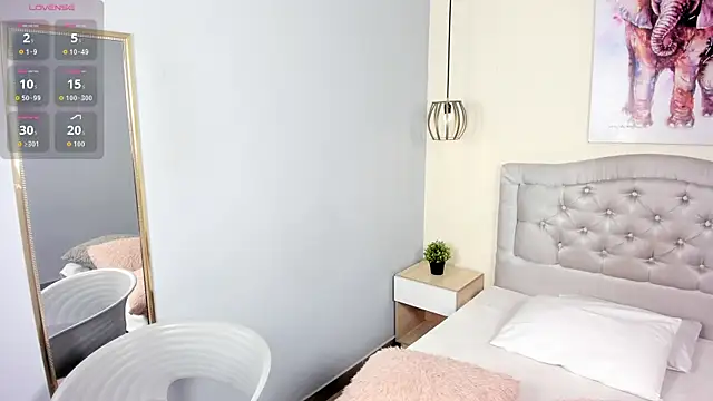 escarleth   online show from February 23, 11:40 am