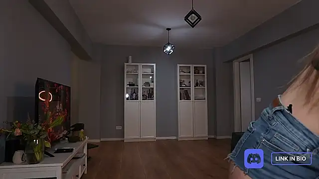 moondaoo online show from November 7, 5:07 am