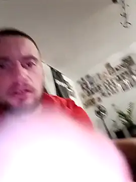 wariacik0024 online show from September 21, 2:35 am