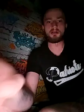 wariacik0024 online show from April 10, 12:05 am