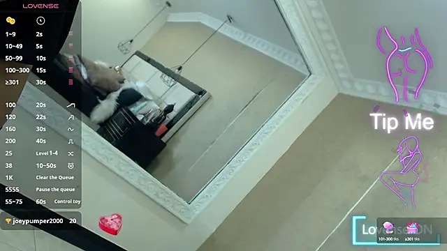 kimCosseyy online show from March 22, 7:04 am