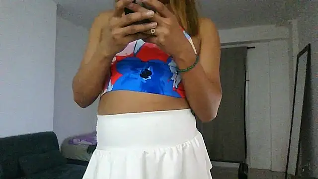 Snapshot of Yerucita chatting on June 26, 12:59 am Yerucita online show from June 26, 12:59 am