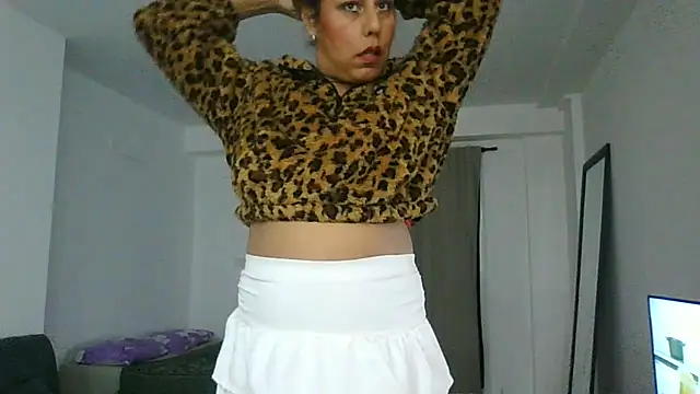 Snapshot of Yerucita chatting on June 30, 3:51 am Yerucita online show from June 30, 3:51 am