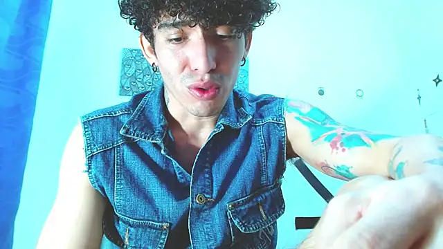 targuerian22 online show from December 24, 4:00 am