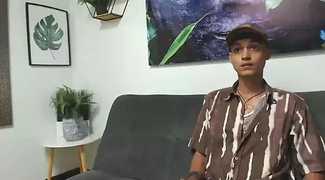 Snapshot of Reidendick99 chatting on December 12, 6:42 pm Reidendick99 online show from December 12, 6:42 pm