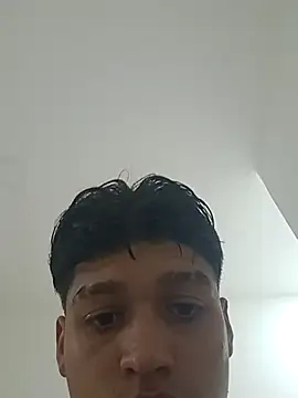 Snapshot of Reidendick99 chatting on February 9, 4:25 am Reidendick99 online show from February 9, 4:25 am