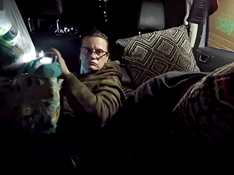 lit702 online show from November 27, 4:14 am