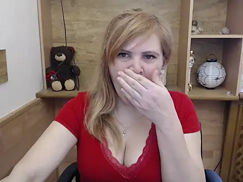 DaniellaKiss online show from March 26, 7:03 am