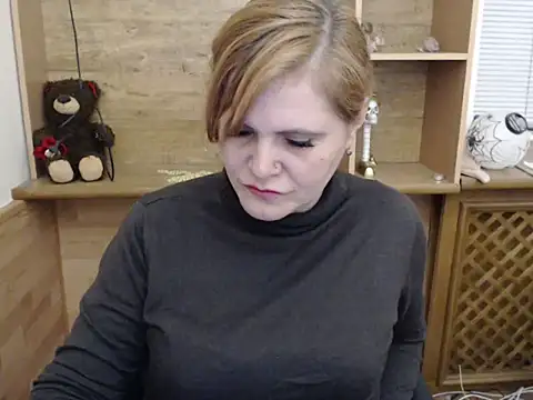 DaniellaKiss online show from April 3, 8:18 pm