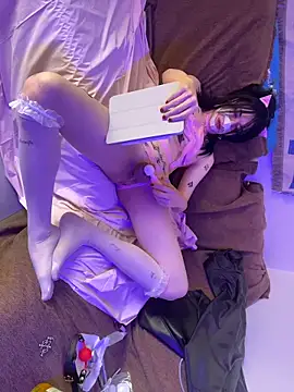 Snapshot of Abigal0999 chatting on April 6, 4:46 am Abigal0999 online show from April 6, 4:46 am