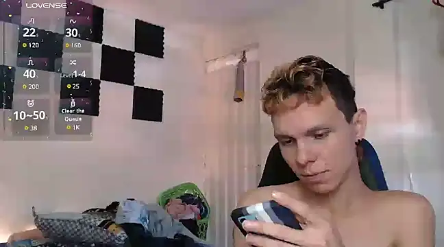 Snapshot of bryamado69 chatting on January 18, 7:15 pm bryamado69 online show from January 18, 7:15 pm