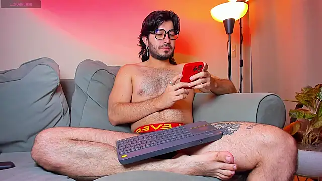 Snapshot of Ackerman_Eren_ chatting on October 4, 9:40 am Ackerman Eren  online show from October 4, 9:40 am