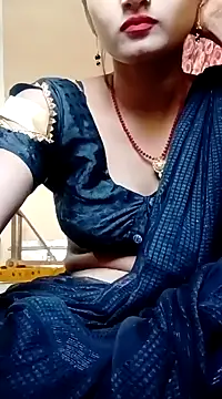 Snapshot of annaya_sweet chatting on February 8, 7:26 am annaya sweet online show from February 8, 7:26 am