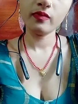Snapshot of annaya_sweet chatting on February 22, 7:56 am annaya sweet online show from February 22, 7:56 am