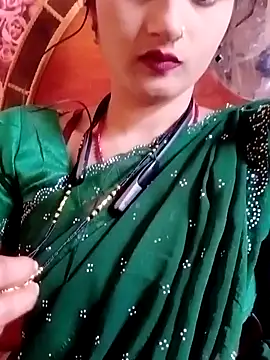 Snapshot of annaya_sweet chatting on February 27, 7:23 am annaya sweet online show from February 27, 7:23 am