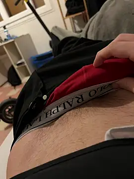 pignoufe online show from May 10, 9:42 pm