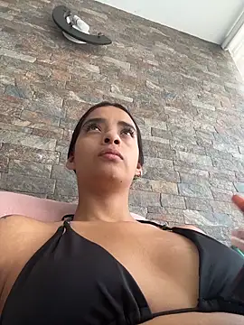 Laura fernandezII online show from March 2, 7:54 pm