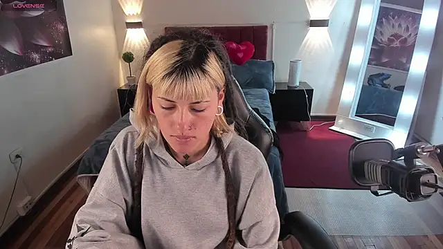  sharlotte777 online show from January 25, 1:52 pm