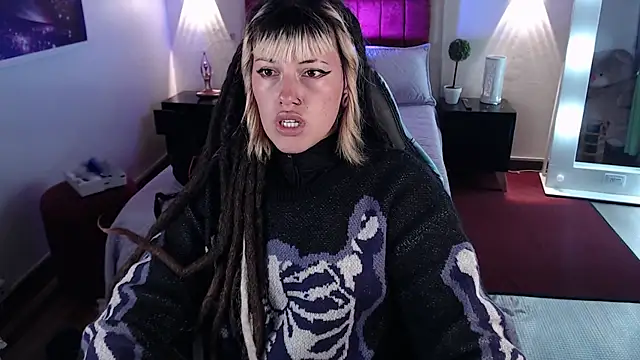  sharlotte777 online show from March 12, 5:38 pm