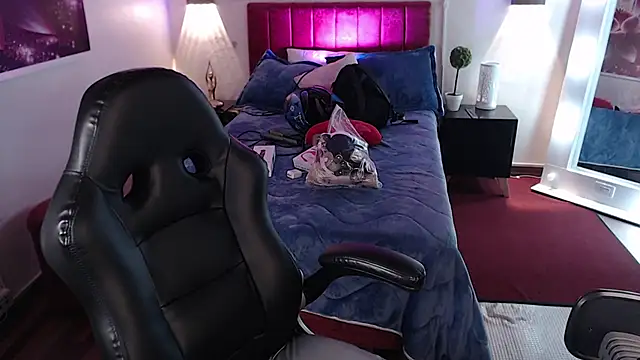  sharlotte777 online show from March 18, 1:31 pm