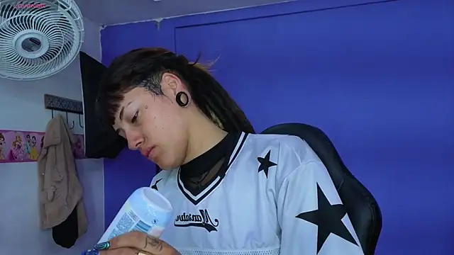  sharlotte777 online show from November 13, 1:21 pm