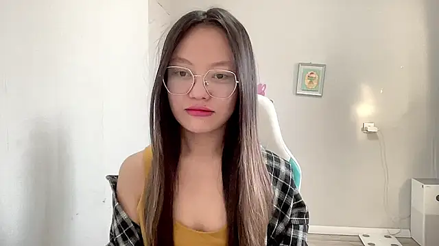 Risalynn online show from February 5, 2:51 am