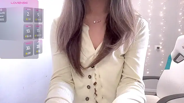 Risalynn online show from March 18, 7:52 am