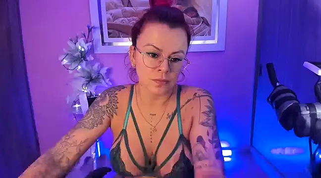 KAROL MILF online show from February 1, 11:16 pm