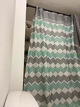 islandvybee55 online show from December 14, 10:34 am