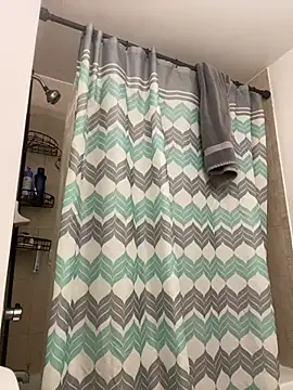 islandvybee55 online show from January 26, 8:02 pm