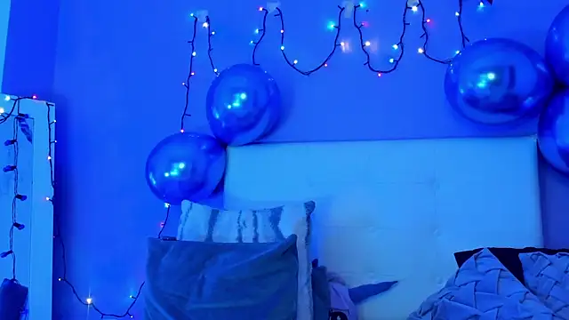 Charlotte11-11 online show from December 17, 2:56 pm