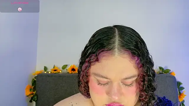 lunitaa0 online show from March 14, 3:12 am