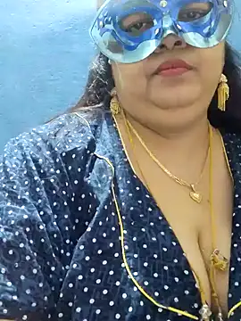 Snapshot of tamilthanushri chatting on February 5, 3:52 pm tamilthanushri online show from February 5, 3:52 pm