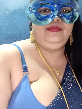 Snapshot of tamilthanushri chatting on February 8, 3:21 pm tamilthanushri online show from February 8, 3:21 pm