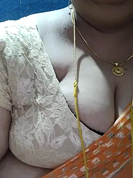 Snapshot of tamilthanushri chatting on October 8, 7:11 pm tamilthanushri online show from October 8, 7:11 pm