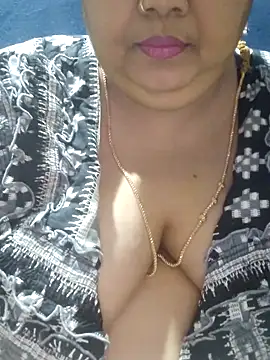 tamilthanushri online show from April 4, 7:50 am