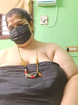 Snapshot of tamilthanushri chatting on July 12, 1:29 am tamilthanushri online show from July 12, 1:29 am