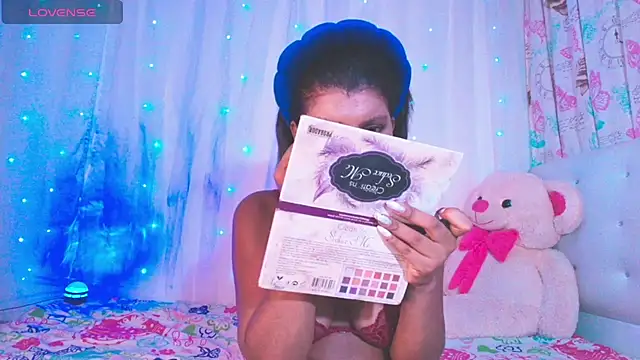 ivonjoness online show from November 19, 2:55 am