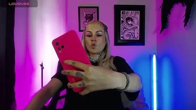 kim jeins11 online show from September 12, 9:04 pm