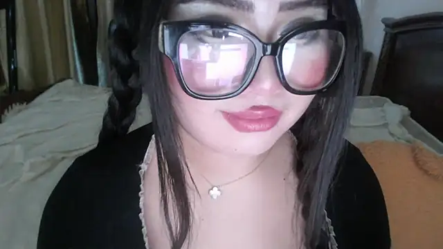 cutie sakura online show from March 1, 4:44 pm