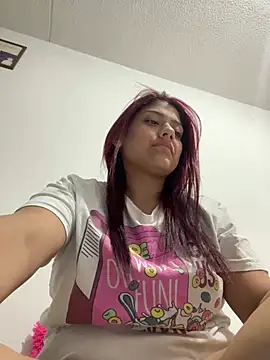 Snapshot of Aprilsmith2 chatting on December 18, 4:09 am Aprilsmith2 online show from December 18, 4:09 am