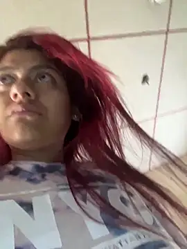 Snapshot of Aprilsmith2 chatting on December 22, 11:33 am Aprilsmith2 online show from December 22, 11:33 am